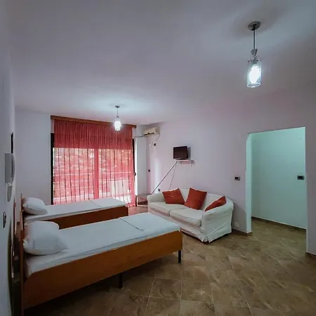 El Rio Apartments Sarande Exterior photo