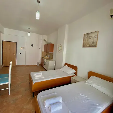 El Rio Apartments Sarande Exterior photo